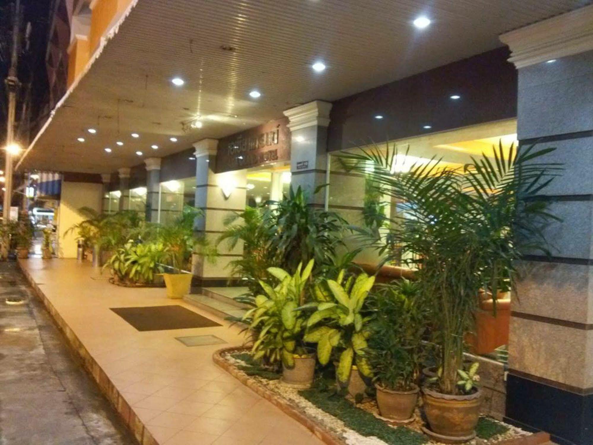 Asia Grand Hotel Hat Yai Exterior photo